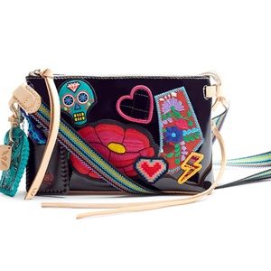 Consuela cross-body🌞🌸🦋